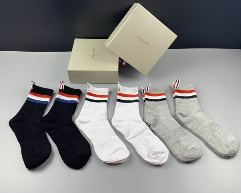 Thom Browne socks QY06